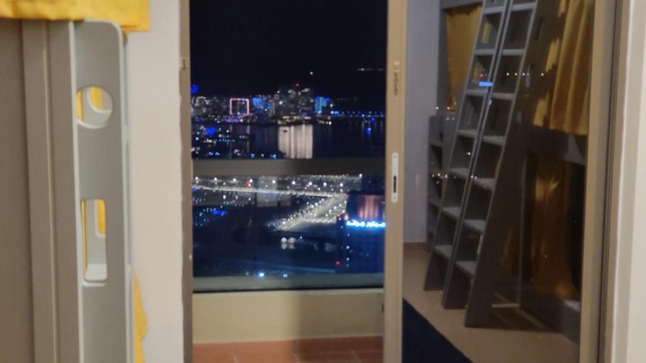 Pirates Bay Hostel Dubai Exterior photo